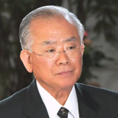 STATE MINISTER,  FINANCIAL AND POSTAL ISSUES Tadahiro Matsushita