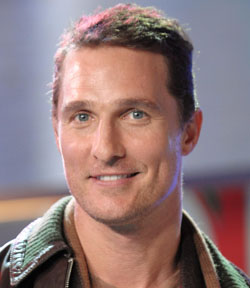 A paparazzo trying to photograph actor Matt McConaughey