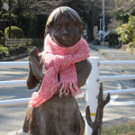 Little girl bronze statue sports a scarf, Numazu, Shizuoka Pref.