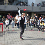 Street performer at Minatomirai, Yokohama, Kanagawa Pref.