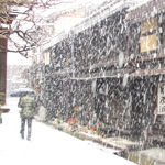 Takayama Old Street comes under heavy snowfall, Gifu Pref.