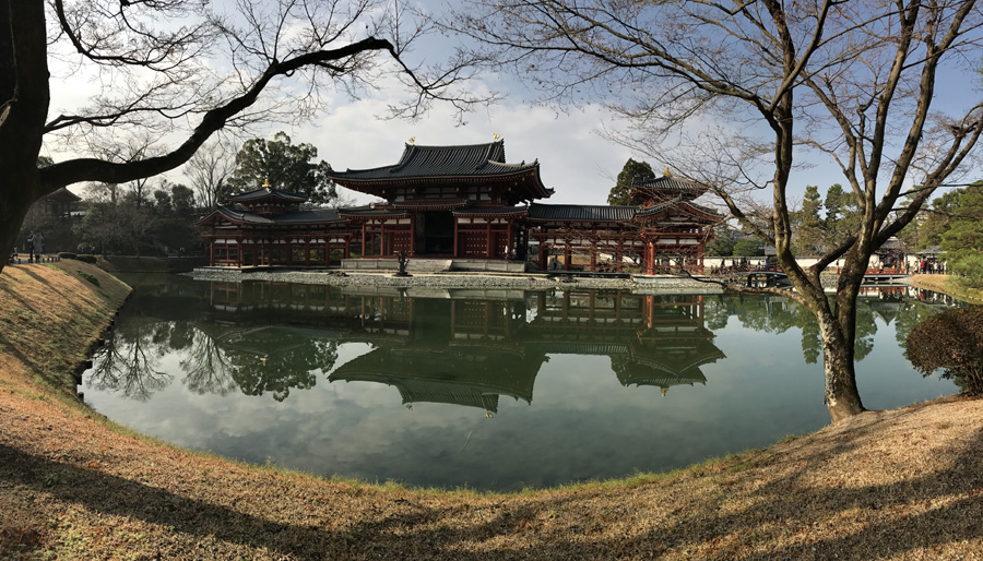 Picture perfect frame of &#165;10 coin, Byodoin Temple, Uji, Kyoto Pref.