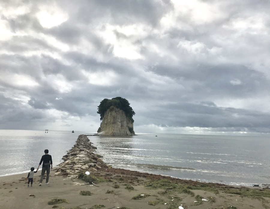 Father and son on Mitsuke-Jima Island, Noto Peninsula, Ishikawa Pref.