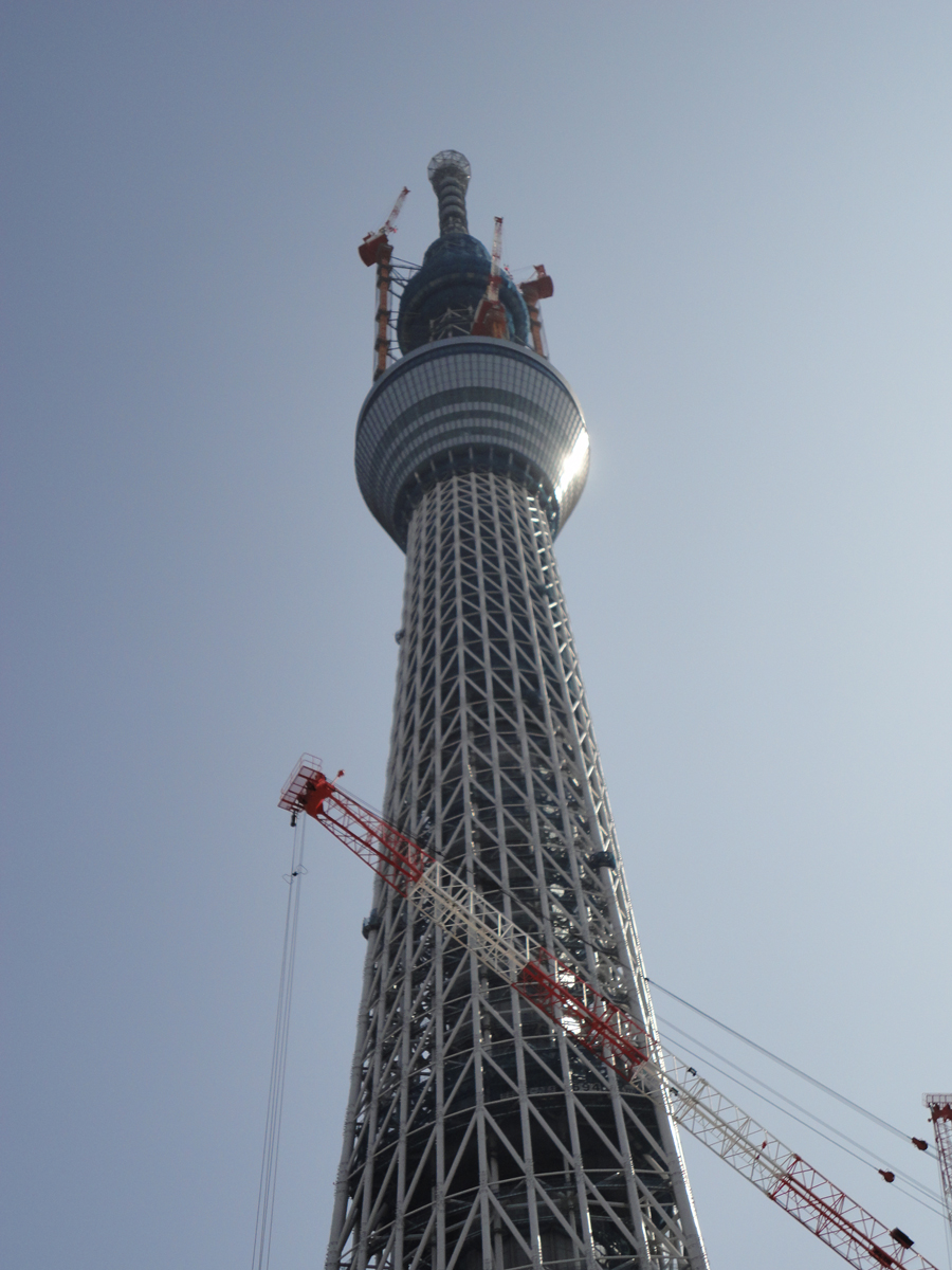 My neck aches . . . , Tokyo Sky Tree