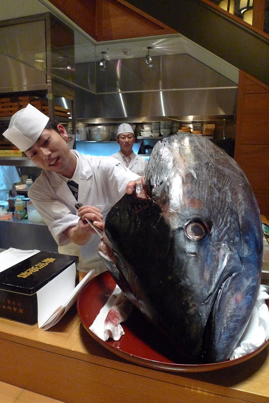 Sushi chef and the fish, Akasaka, Tokyo