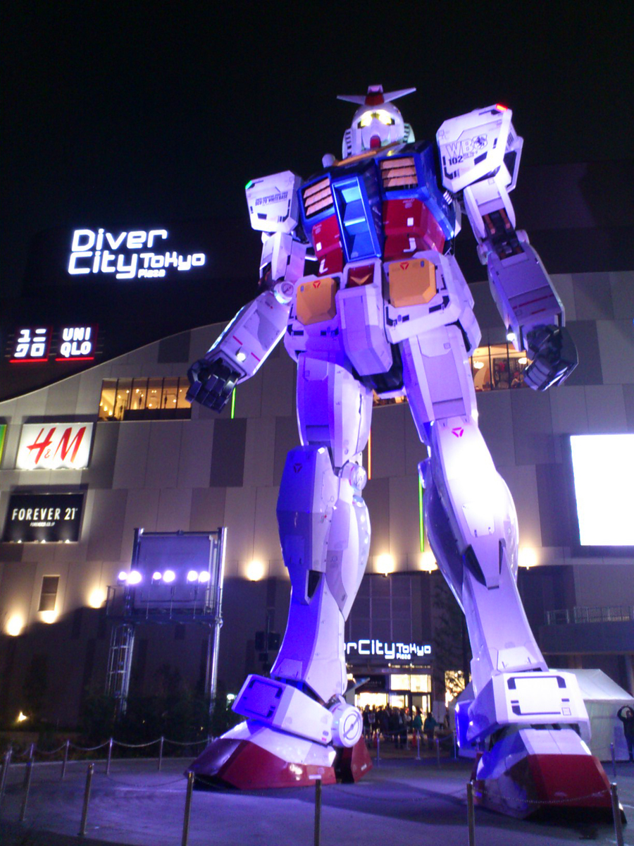 Lit-up Gundam, Odaiba, Tokyo