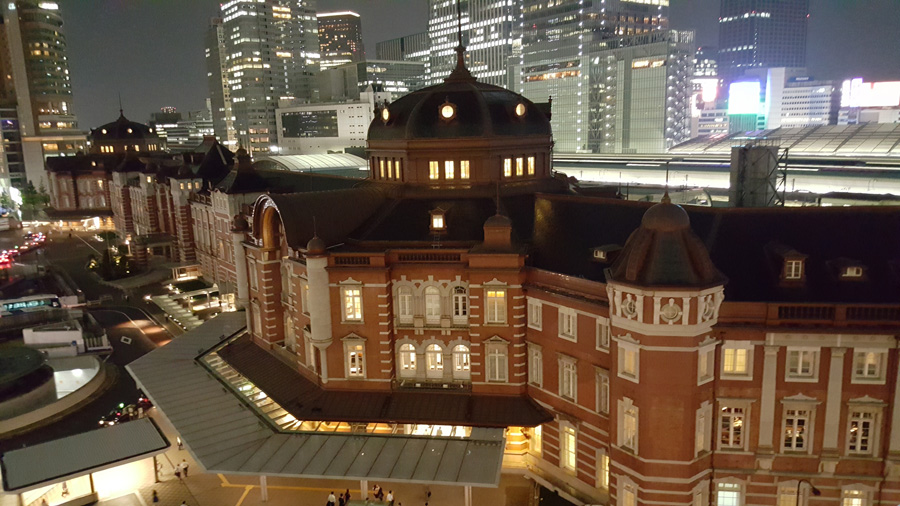 Awesome view of Tokyo Station Hotel from the roof garden of KITTE!