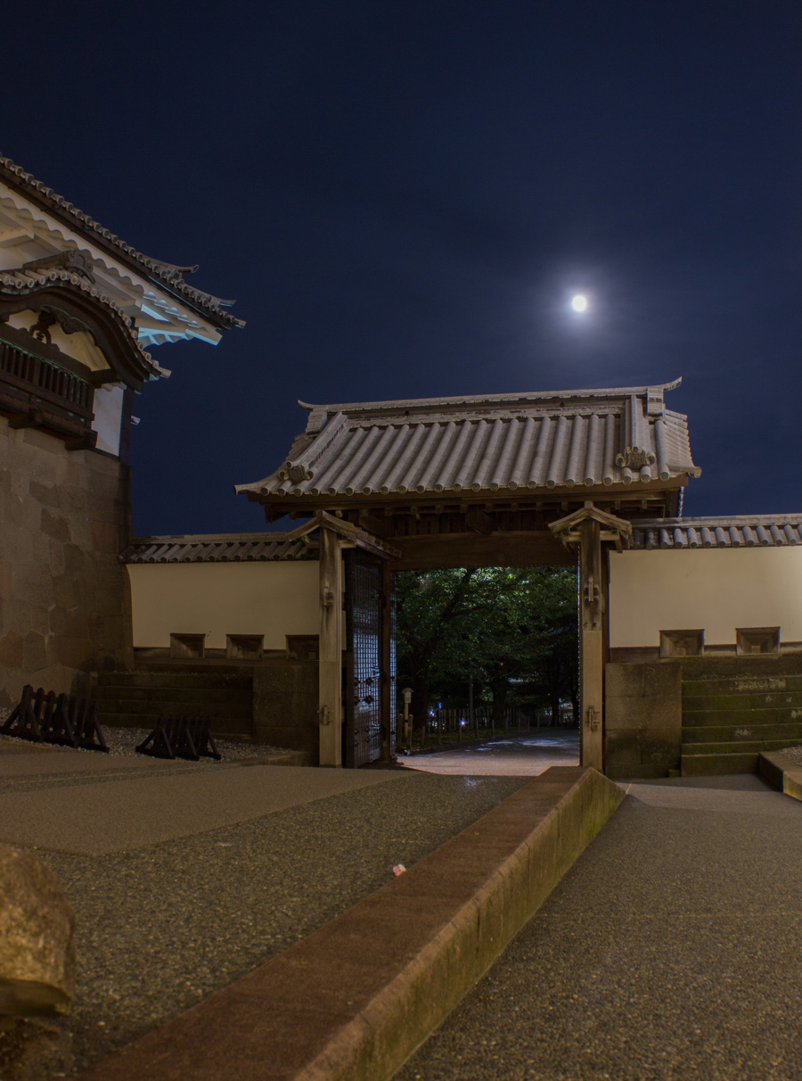 The full moon above Kanazawa Castle's Kuromon Gate, Ishikawa Pref.