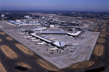 Narita evolves into
new world gateway